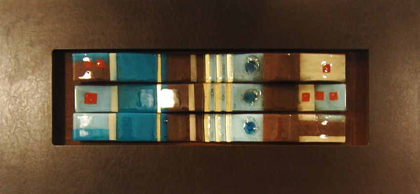 fused-glass-art-14060fusionbluewiggle3 copy