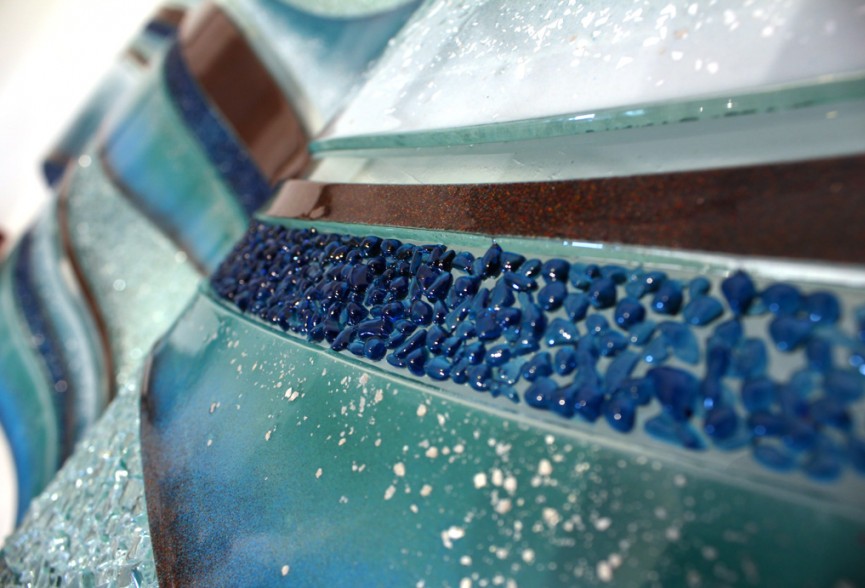 Oxygen Glass Art Wiggle | Linear Glass Art